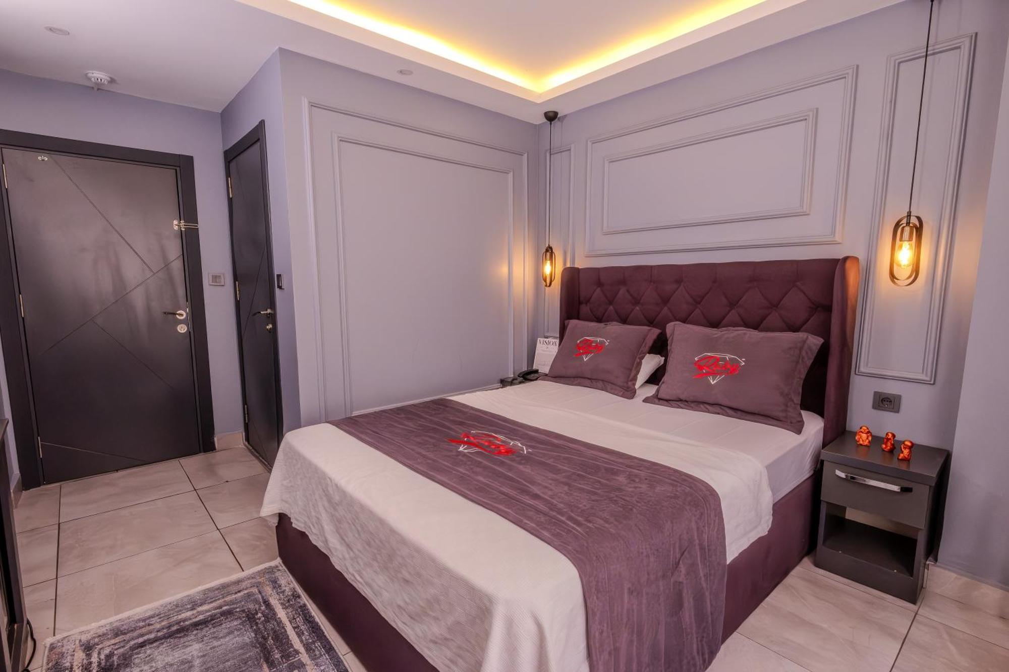 Ruby Hotel Istanbul Bagian luar foto