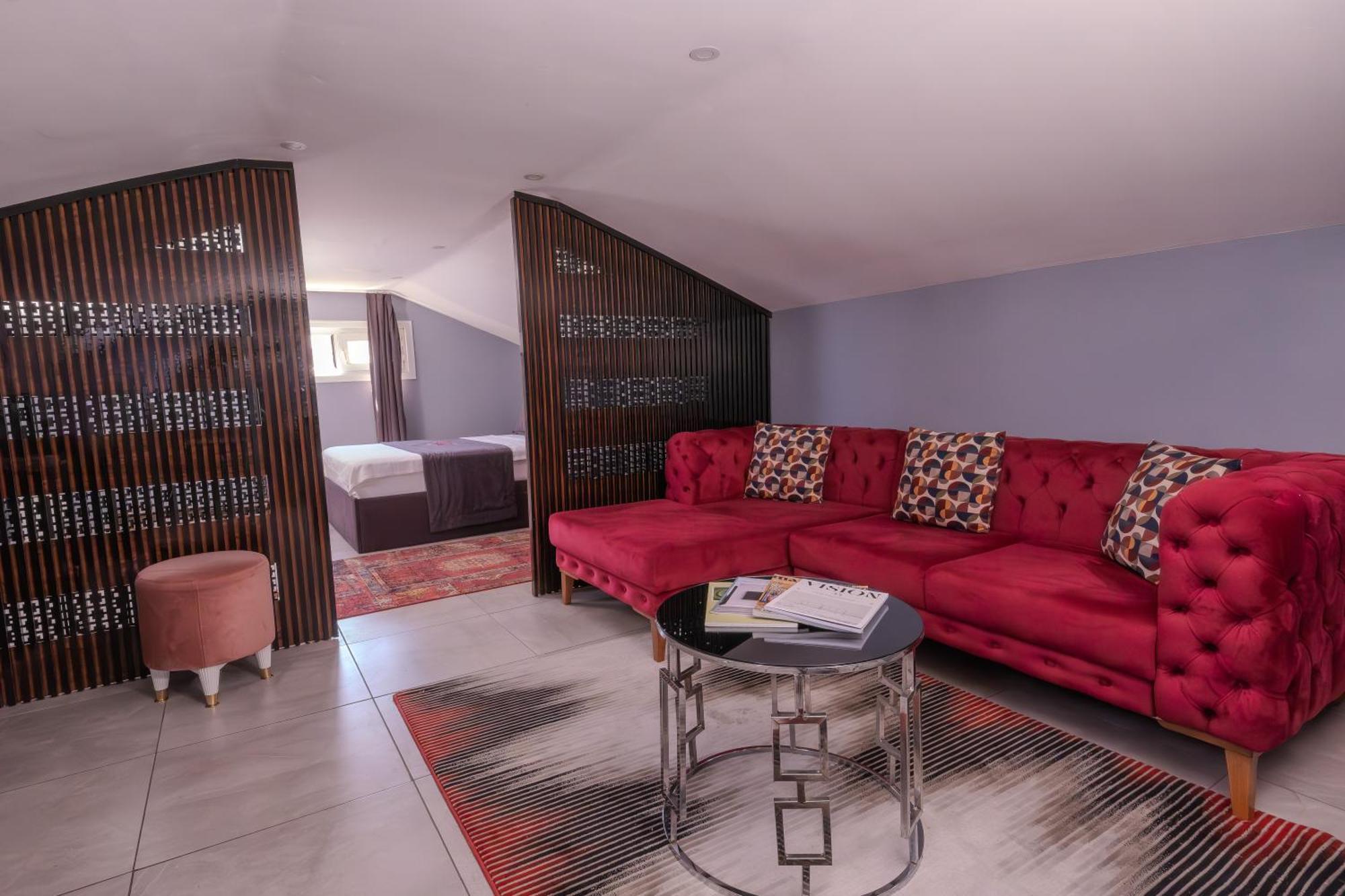 Ruby Hotel Istanbul Bagian luar foto