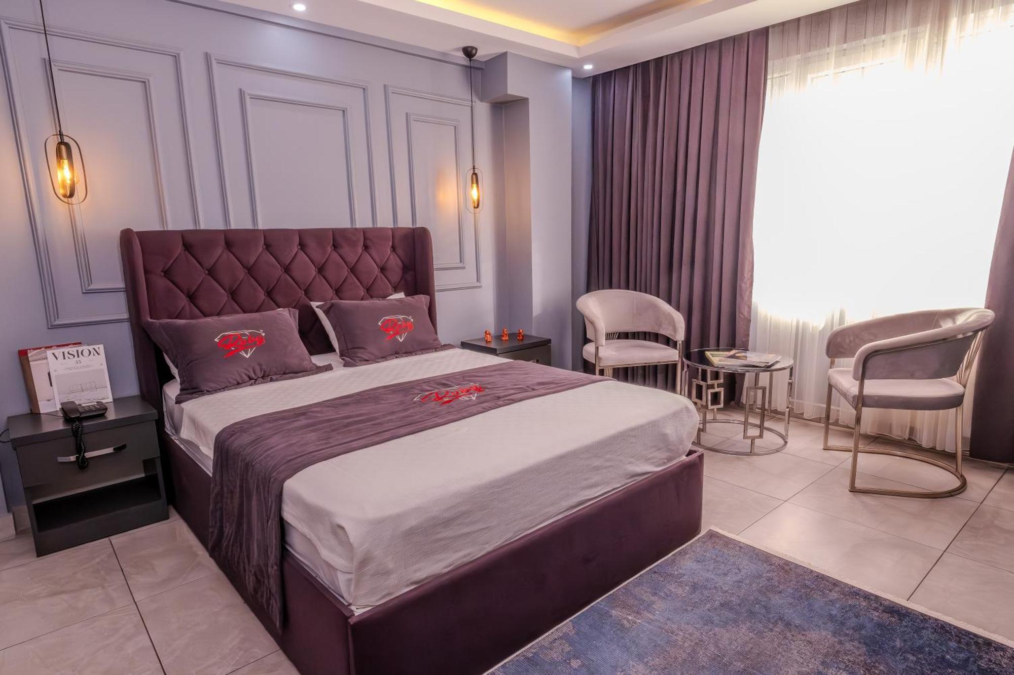 Ruby Hotel Istanbul Bagian luar foto