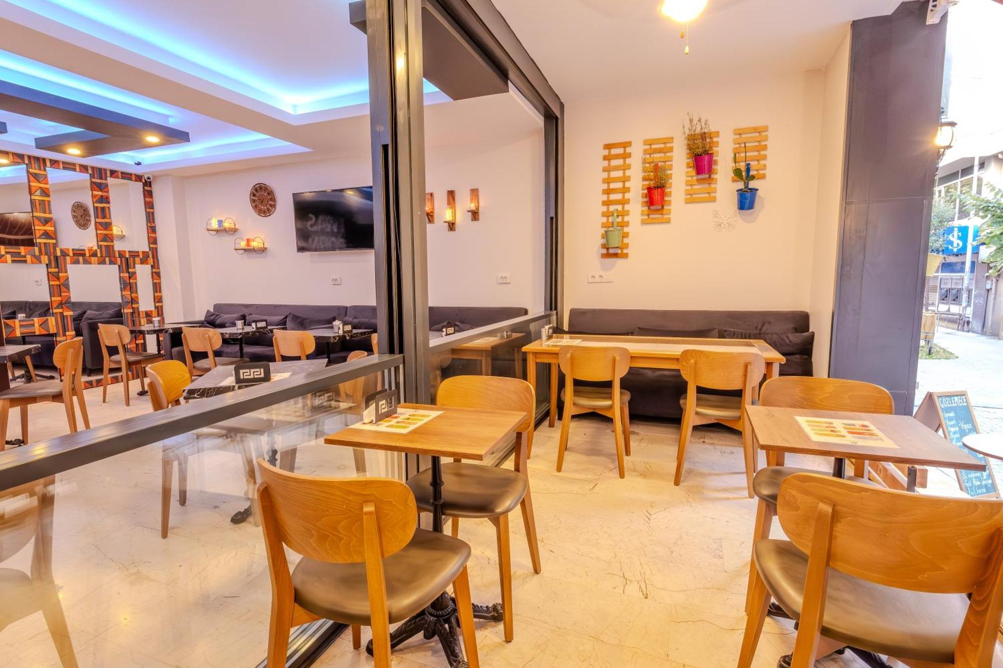 Ruby Hotel Istanbul Bagian luar foto